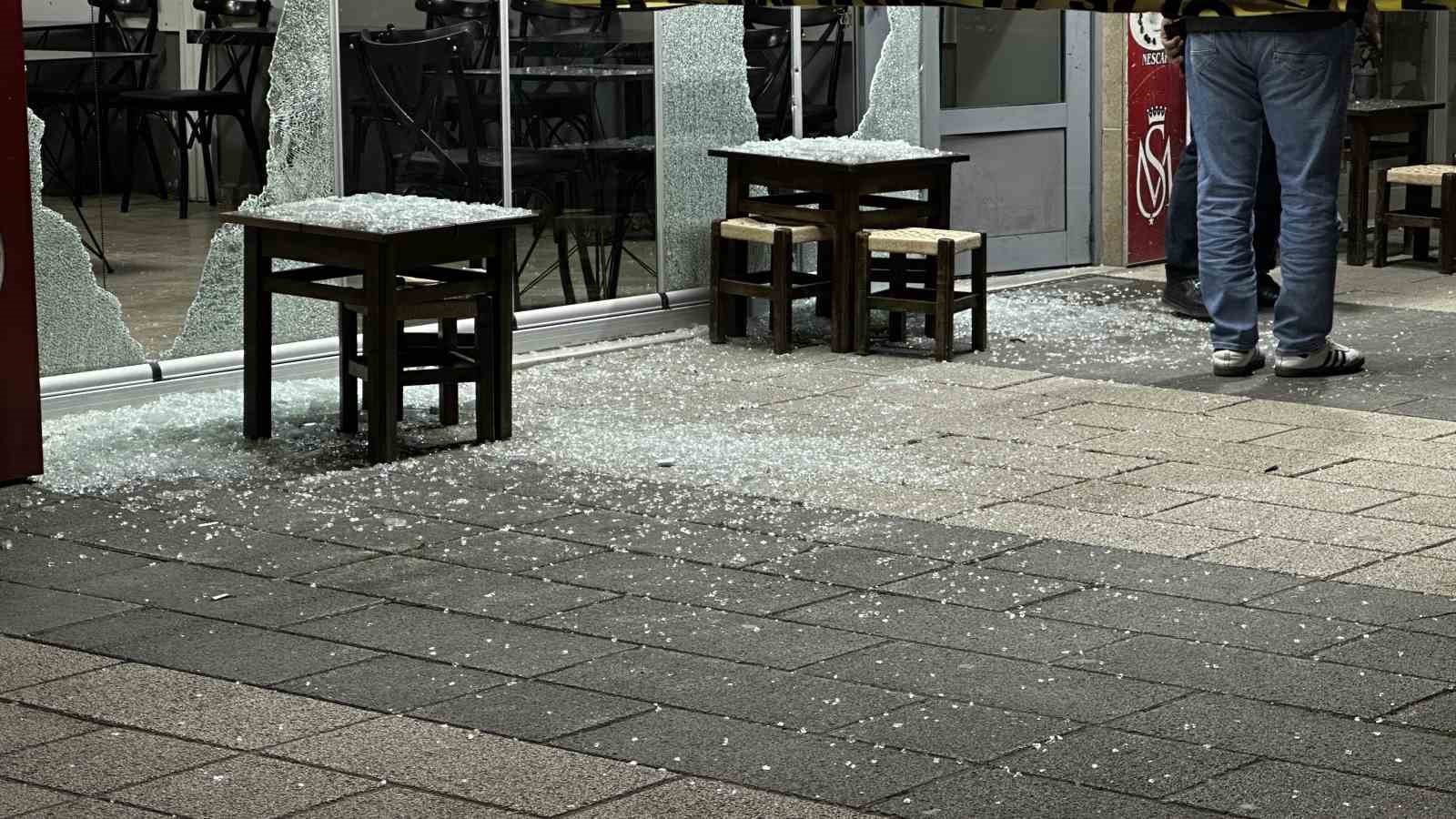 Çay ocağına kurşun yağdırdı: 1 yaralı
