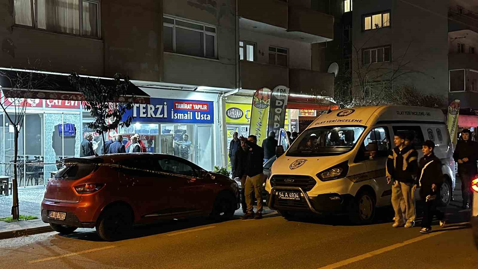 Çay ocağına kurşun yağdırdı: 1 yaralı
