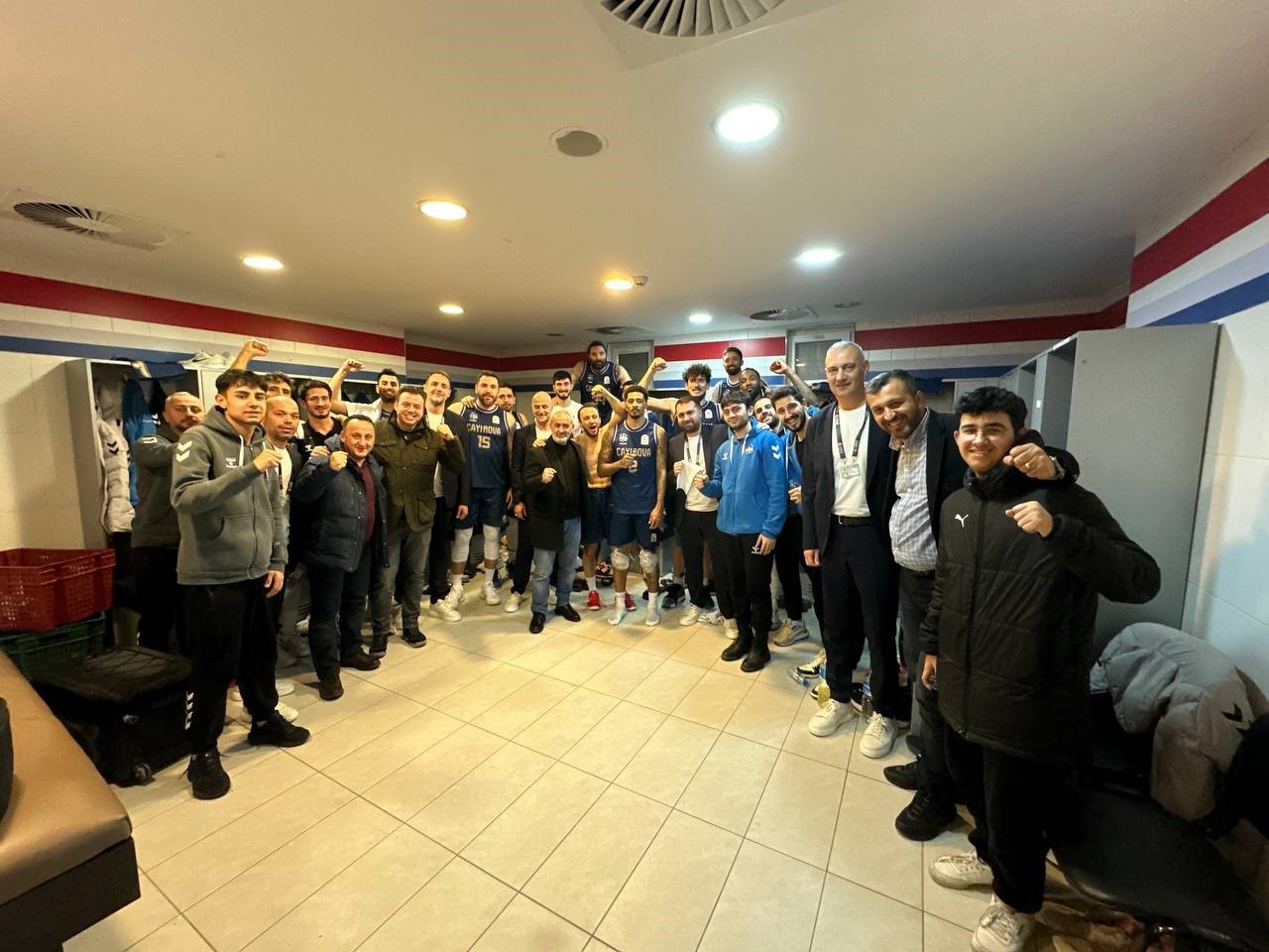 Çayırova Belediyesi, 2026’ya galibiyetle başladı
Çayırova Belediyesi, 2026’ya galibiyetle başladı