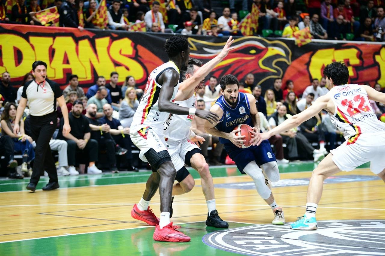 Çayırova Belediyesi Göztepe deplasmanından galibiyetle döndü
