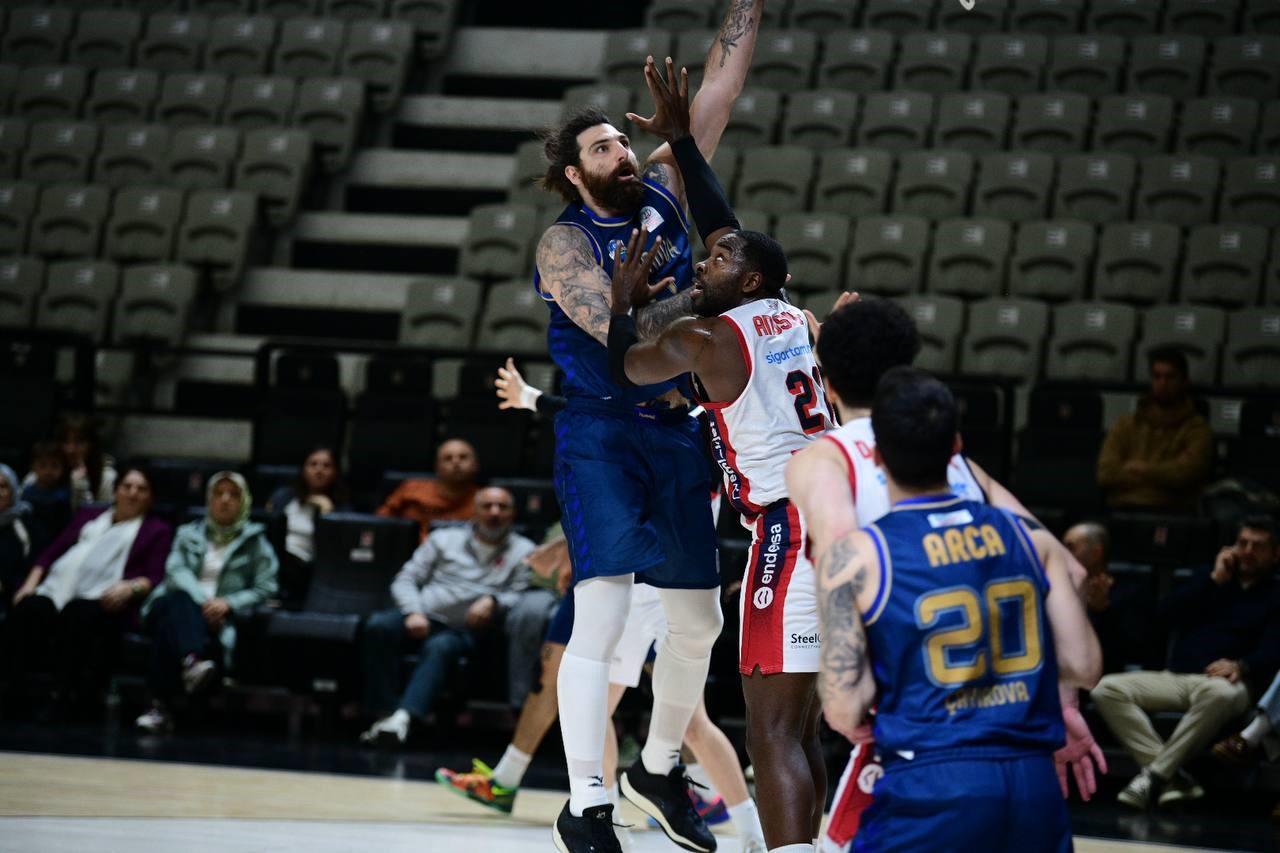 Çayırova Belediyesi, iLAB Basketbol’u 97-67 mağlup etti
