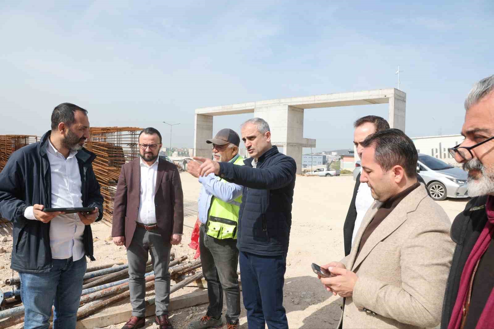 Çayırova’da 200 yataklı hastane ve meslek lisesi inşaatları hızla yükseliyor
