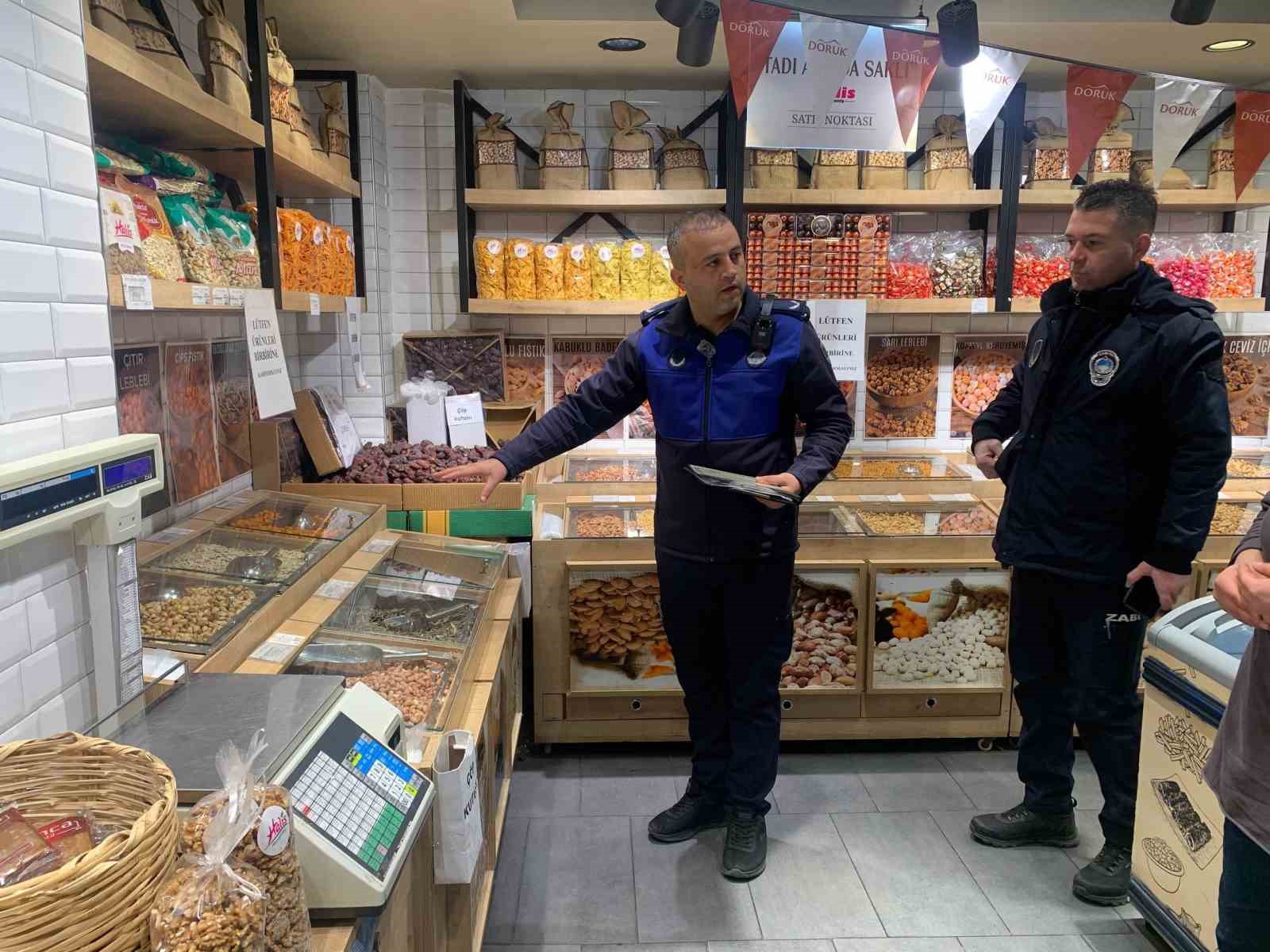 Çayırova’da bayram öncesi market ve tatlıcılara sıkı denetim
