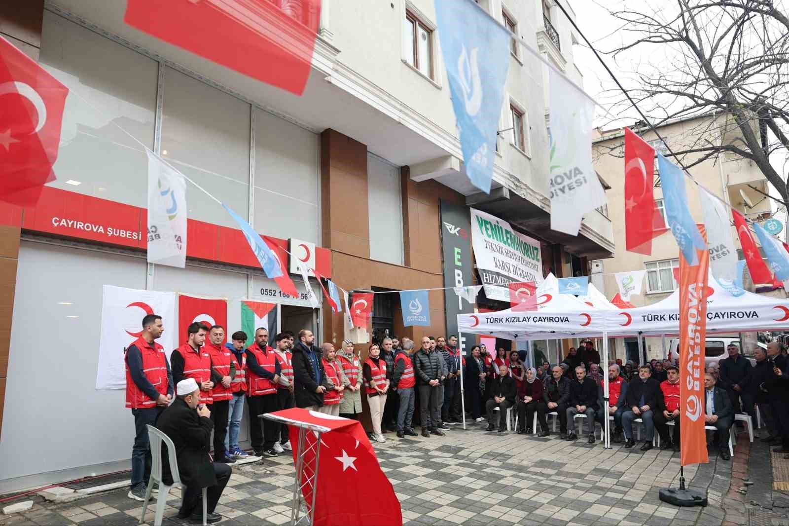 Çayırova’dan Gazze’ye 2 yardım tırı gönderildi
