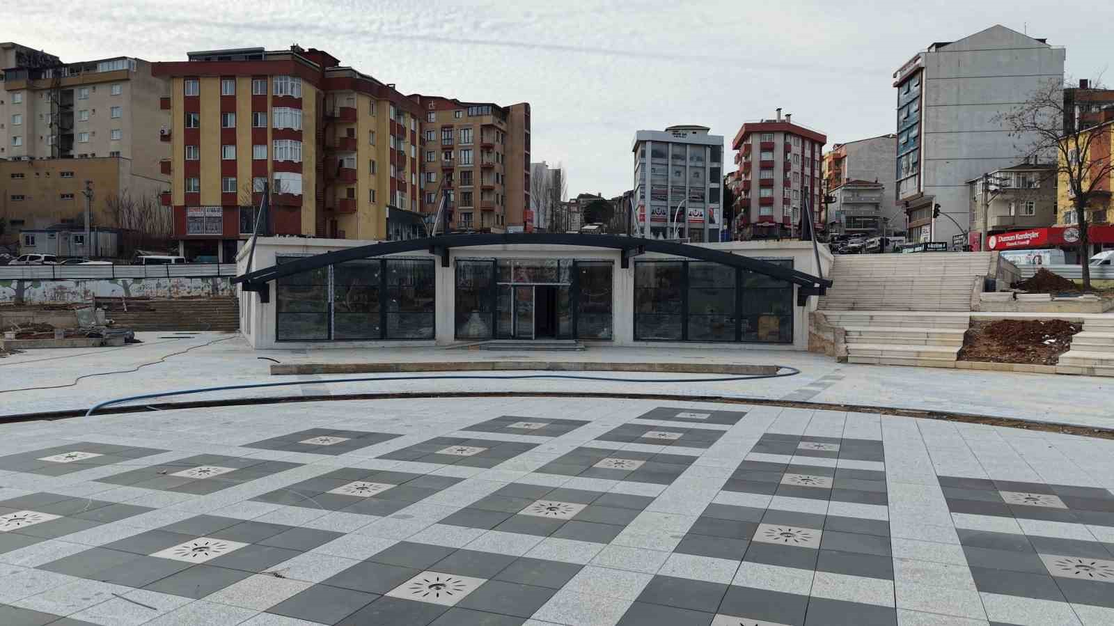 Çayırova’nın yeni meydan projesinde çalışmalar sürüyor
