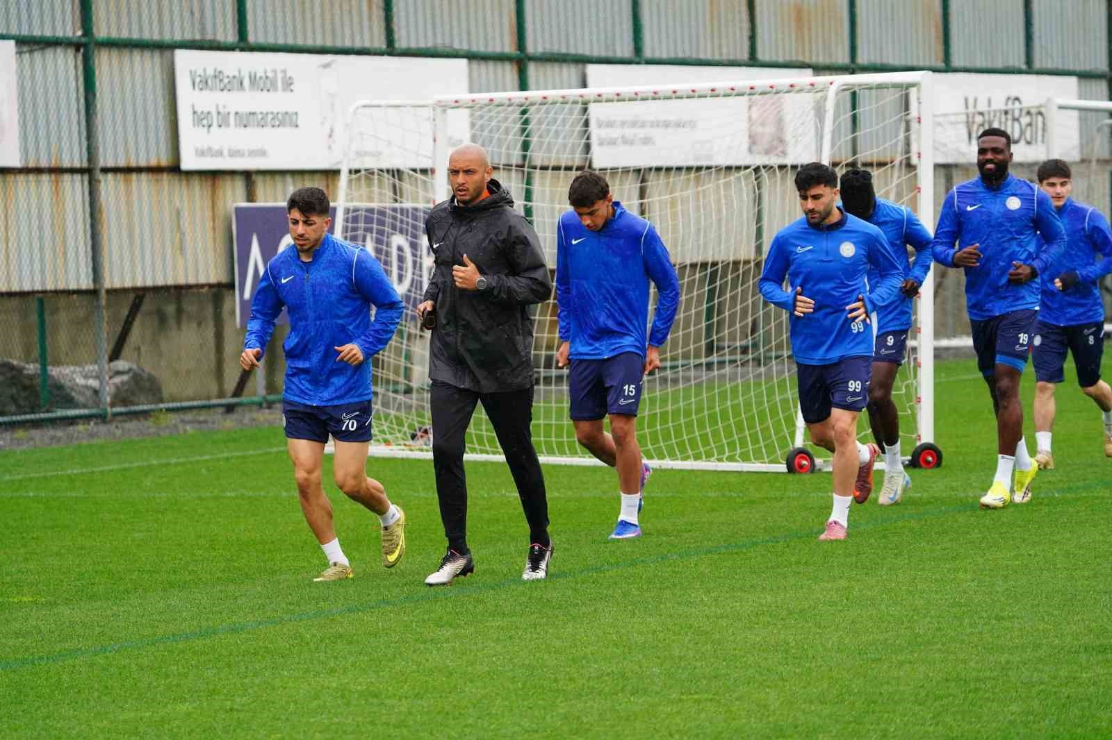 Çaykur Rizespor, ertelenen Samsunspor maçı hazırlıkları başladı
