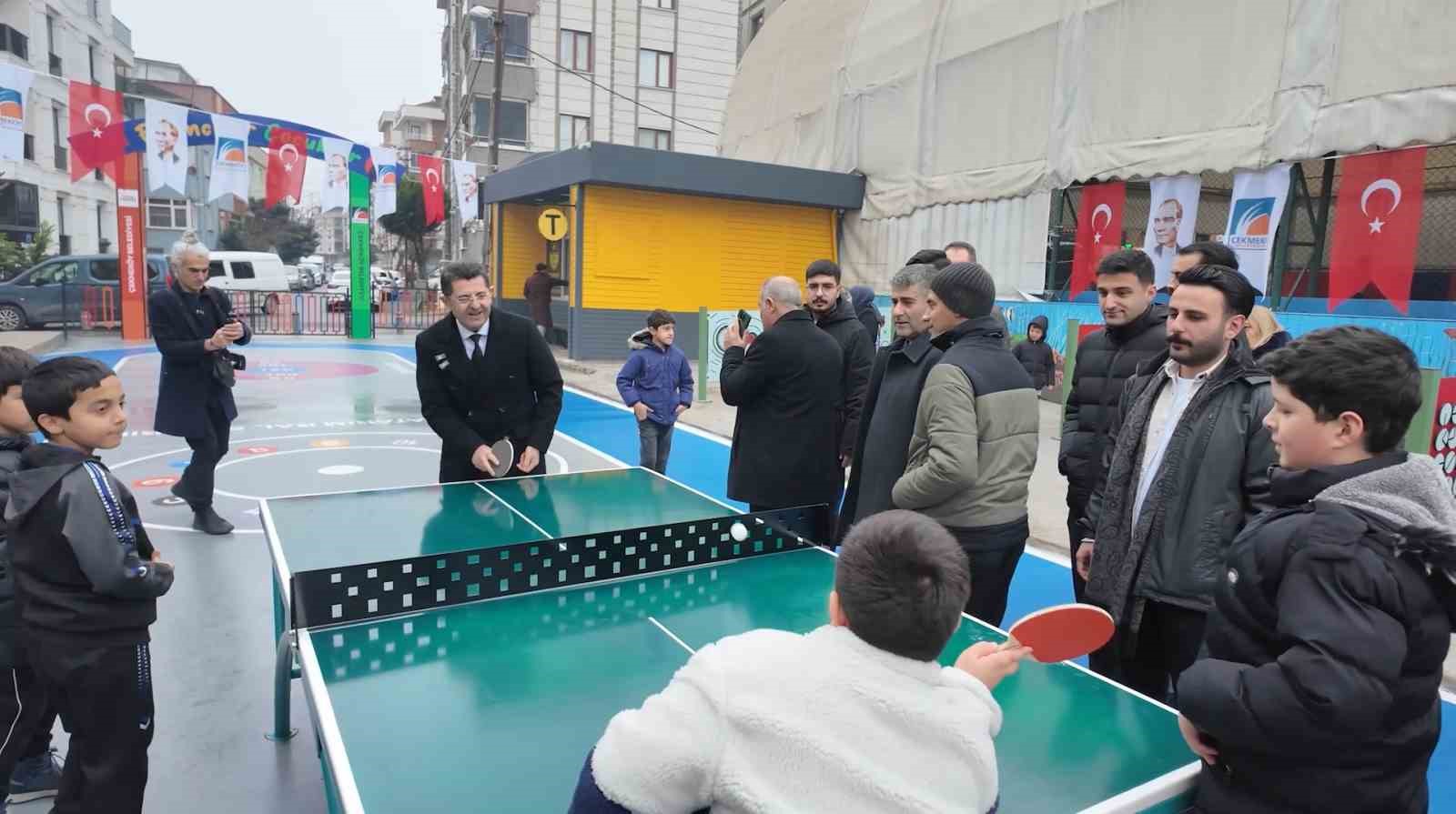 Çekmeköy’de "Susam Sokağı" hizmete açıldı
Çekmeköy’de "Susam Sokağı" hizmete açıldı