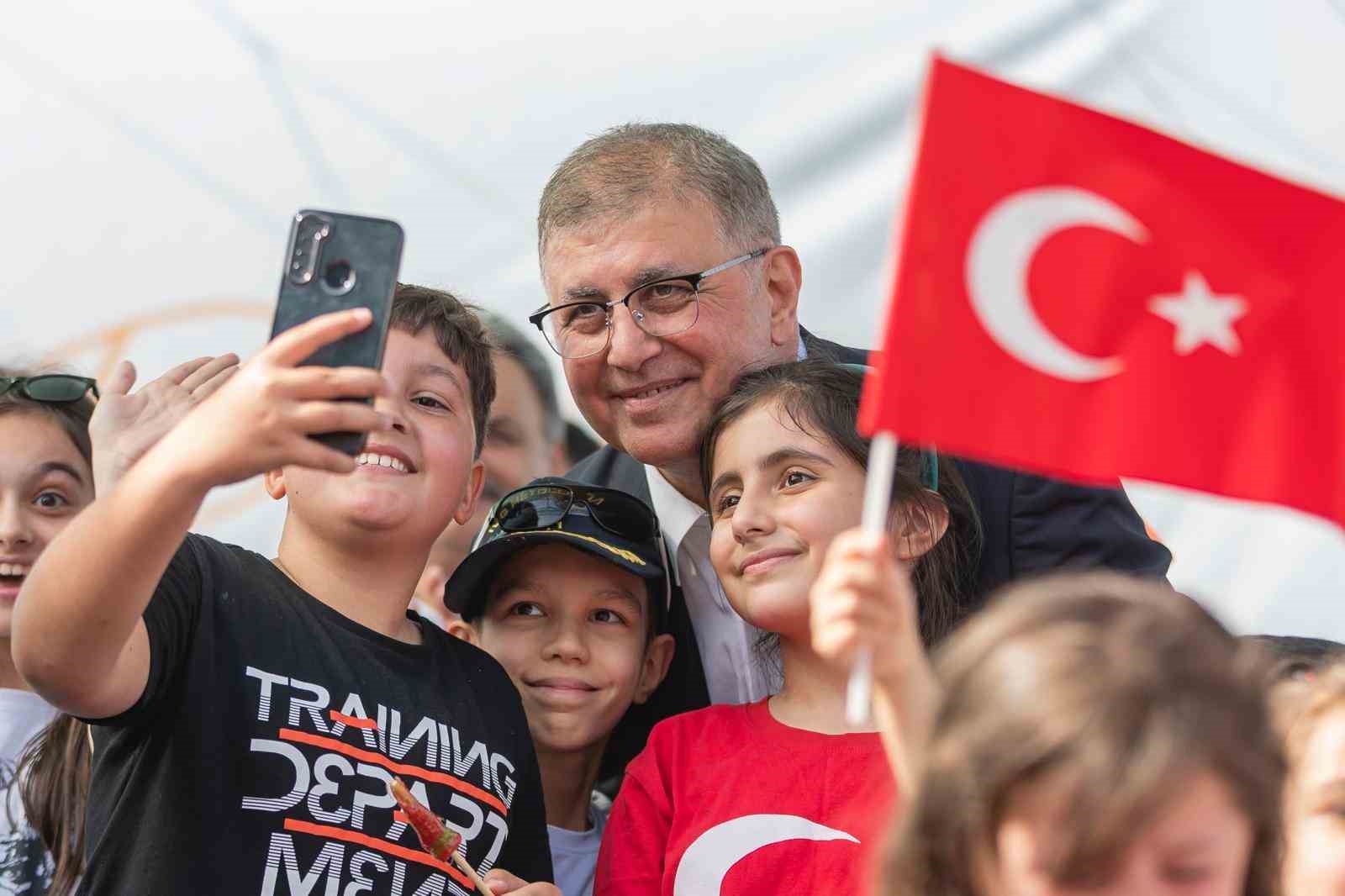 Cemil Tugay: "En büyük gücümüz yetiştirdiğimiz nesillerdir"
