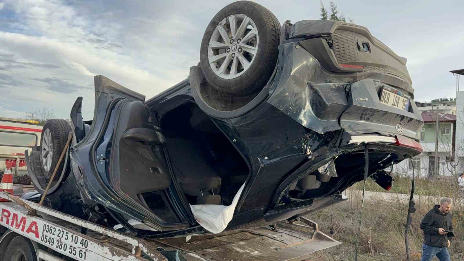 Cenaze dönüşü feci kaza: 4 yaralı
