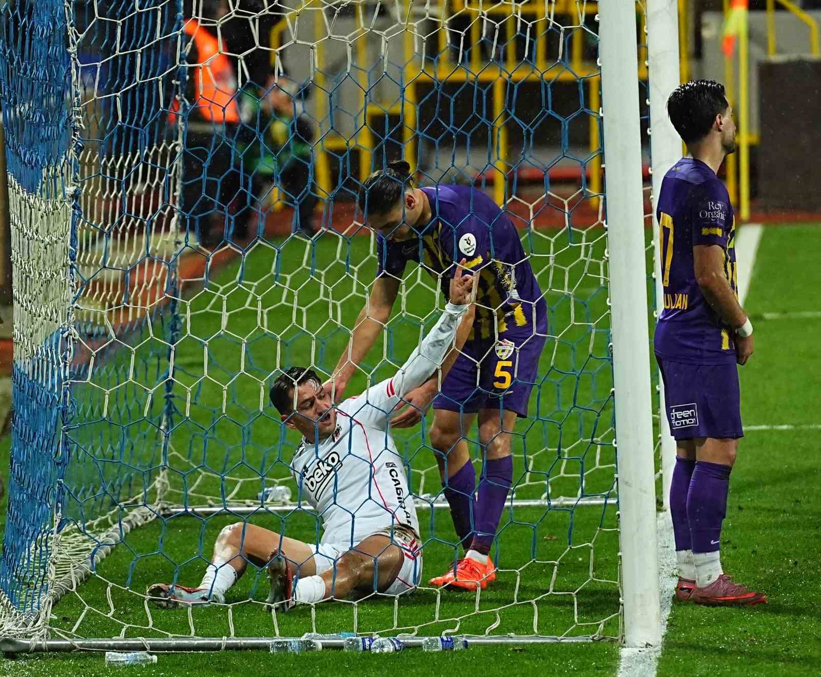 Cengiz Ünder gol sayısını 5’e çıkardı
