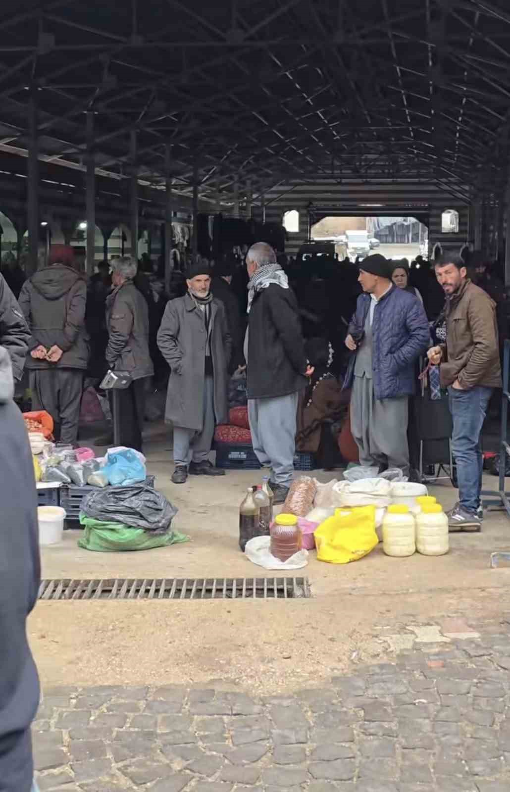 Çermik’te bayram alışverişi telaşı
