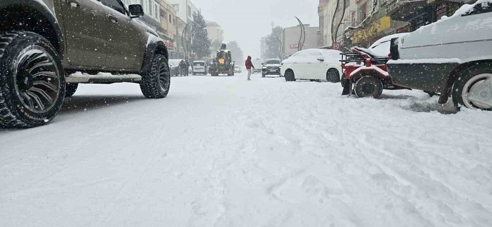 Çermik’te kar esareti
