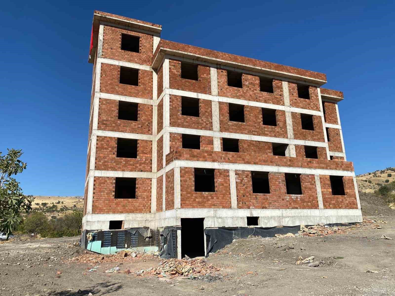 Çermik’te Kur’an kursunun kaba inşaatı tamamlandı
