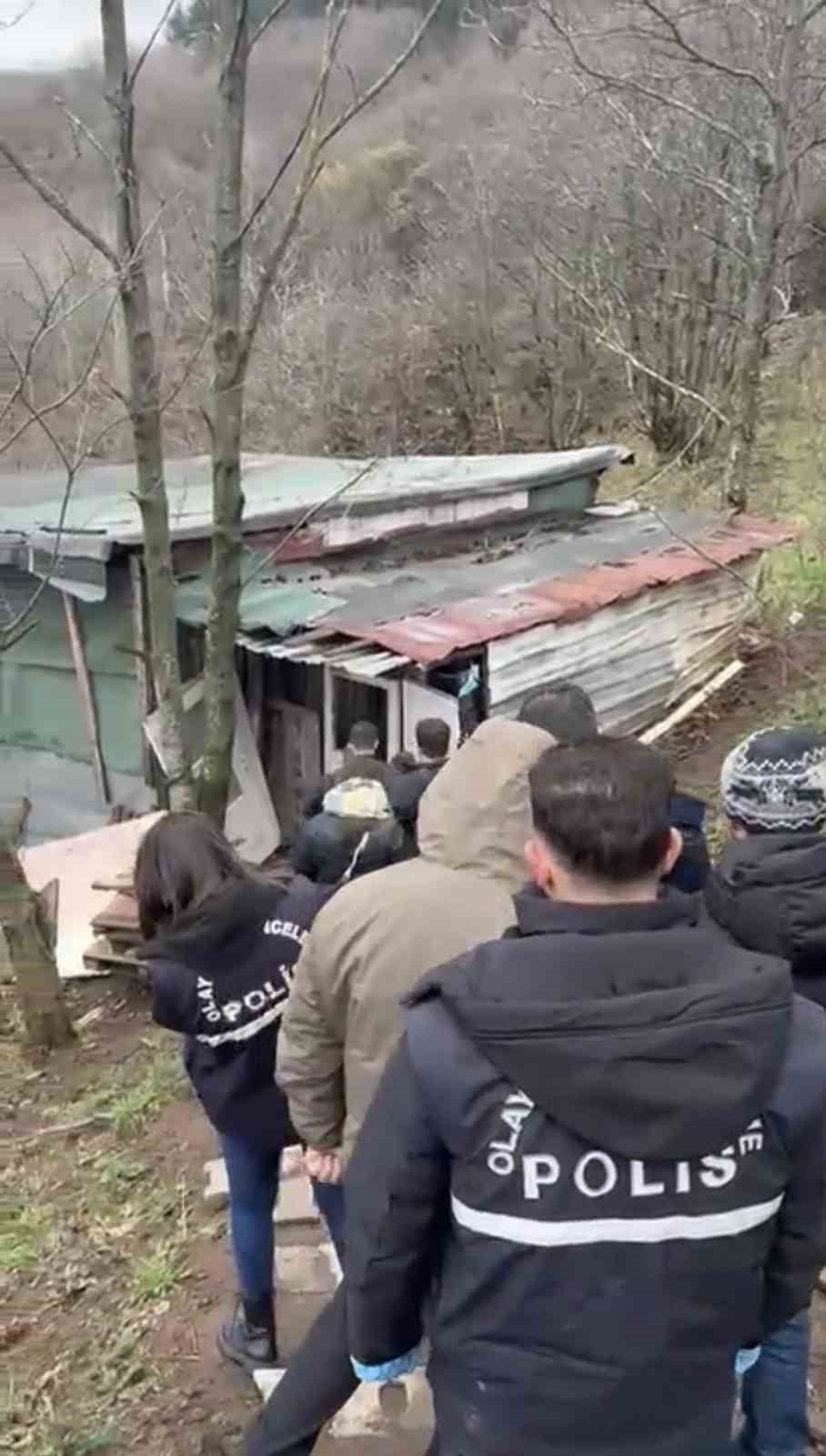 Cesedi ormana gömüp mahkemede birbirini suçlayan kardeşler cezadan kurtulamadı
