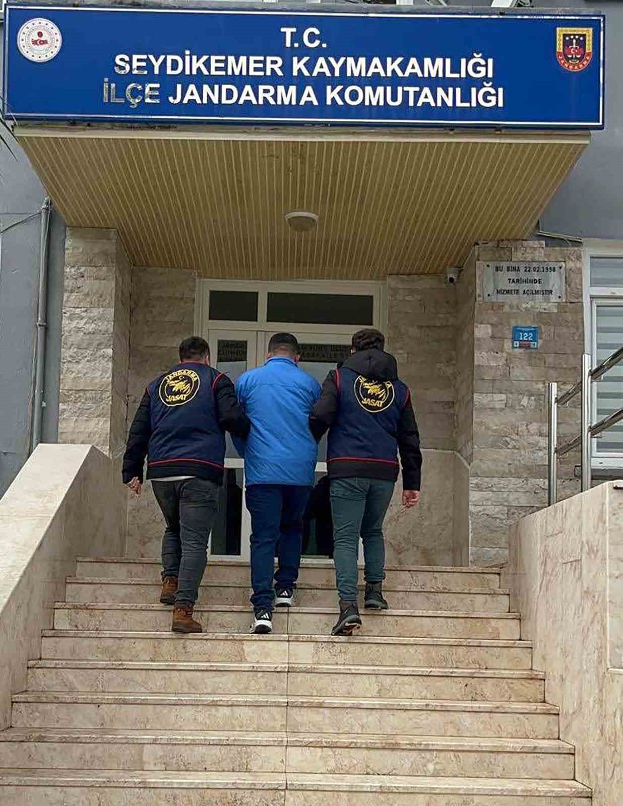 Çeşitli suçlardan aranan 38 şahıs tutuklandı
