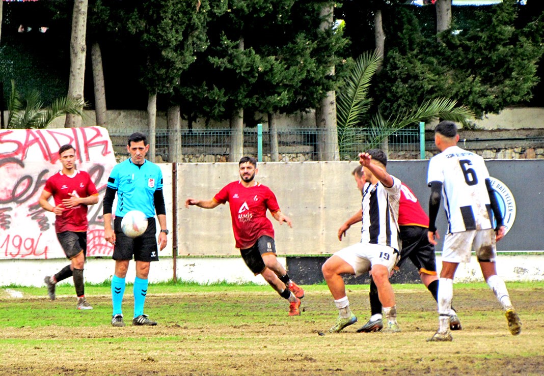 Çeşme Belediyespor’dan 90+9’da hayati galibiyet: Ligde kalmayı garantiledi
