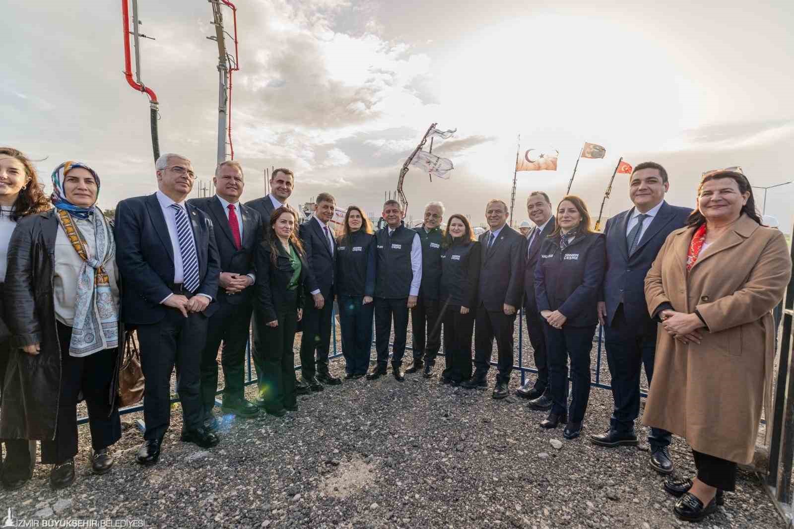 Çeşme’de kiralık sosyal konut projesi Hanem’in temeli atıldı
