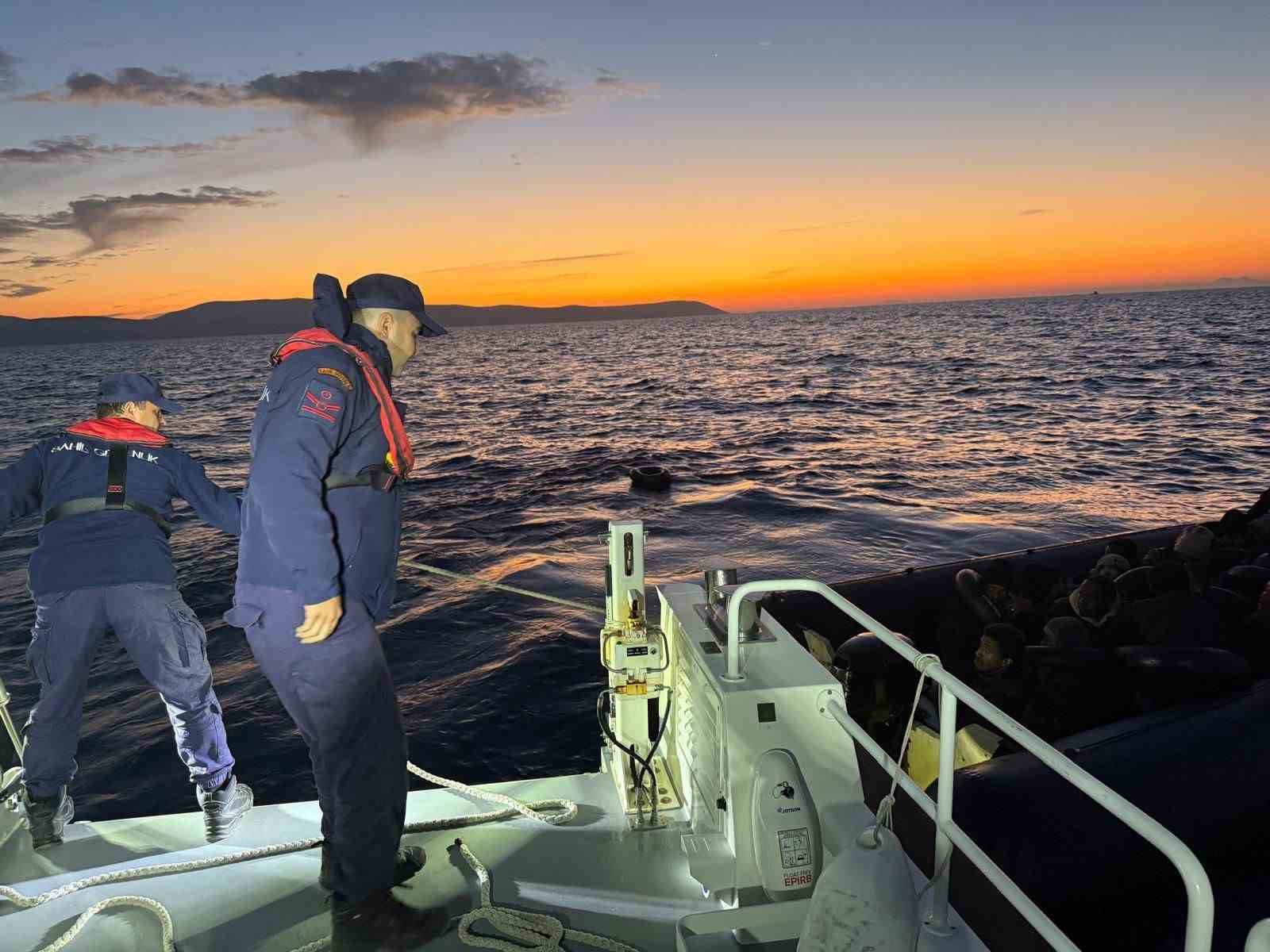 Çeşme’de yılbaşı önlemleri üst seviyeye çıkarıldı
