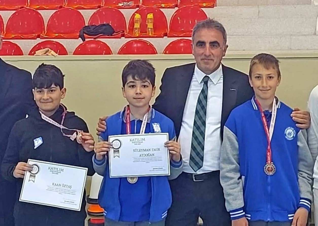 Çeşme’de zekâ oyunları heyecanı
