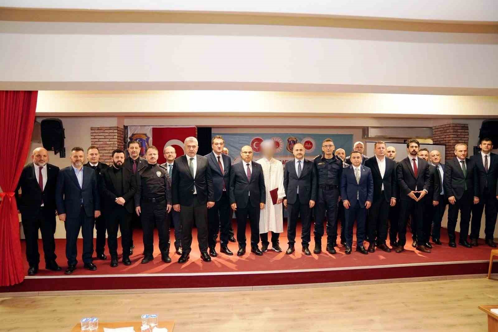 Cezaevinde 4 hükümlü hafız oldu
