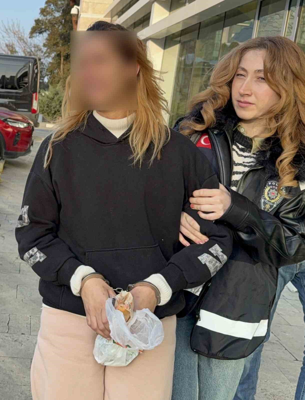 Cezaevinden kurtulmak için çocuk doğuran hırsızlar için hakimden çarpıcı başvuru: "İnfaz ertelemesi suistimal ediliyor"
