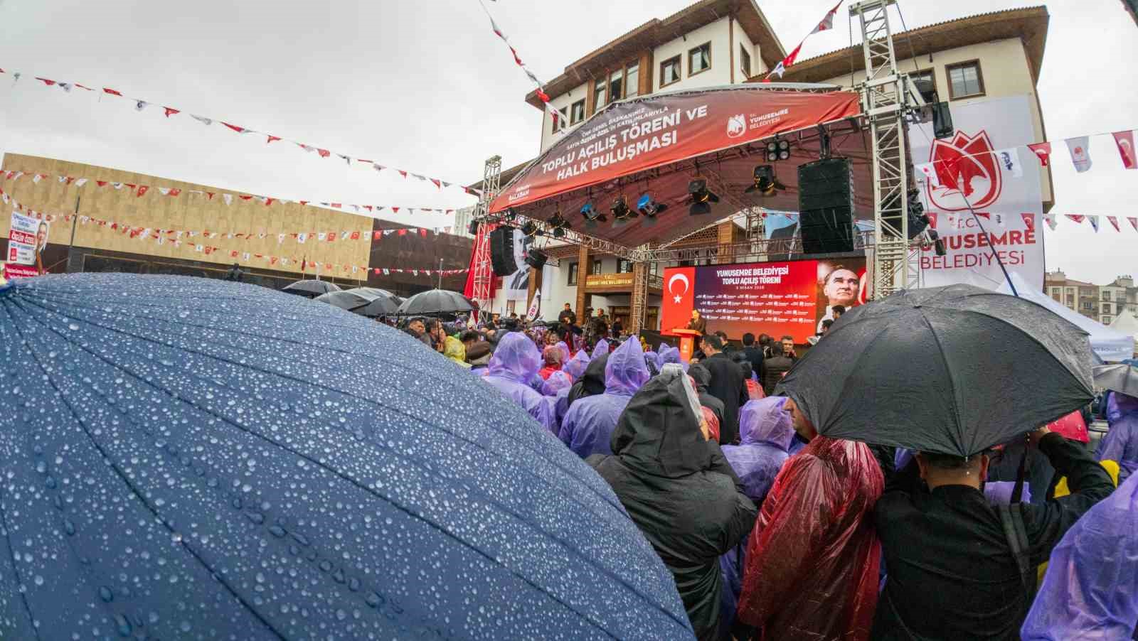 CHP Genel Başkanı Özel: "CHP büyük bir saldırı altında"
