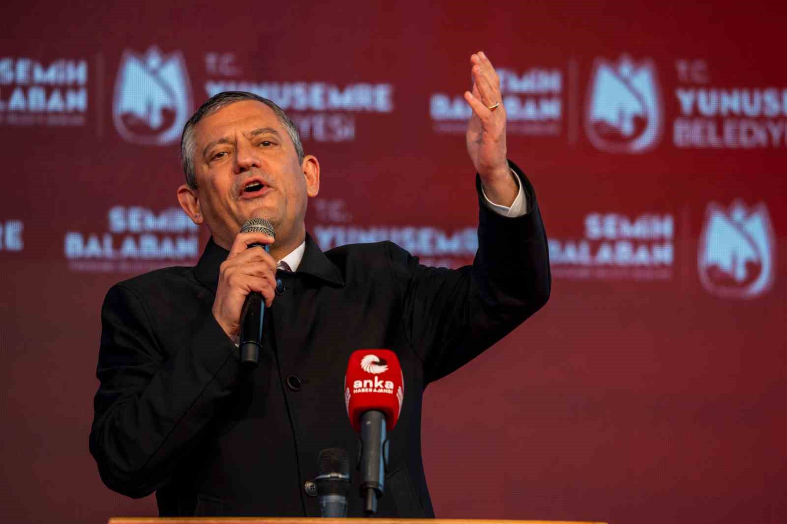 CHP Genel Başkanı Özel: "CHP büyük bir saldırı altında"
