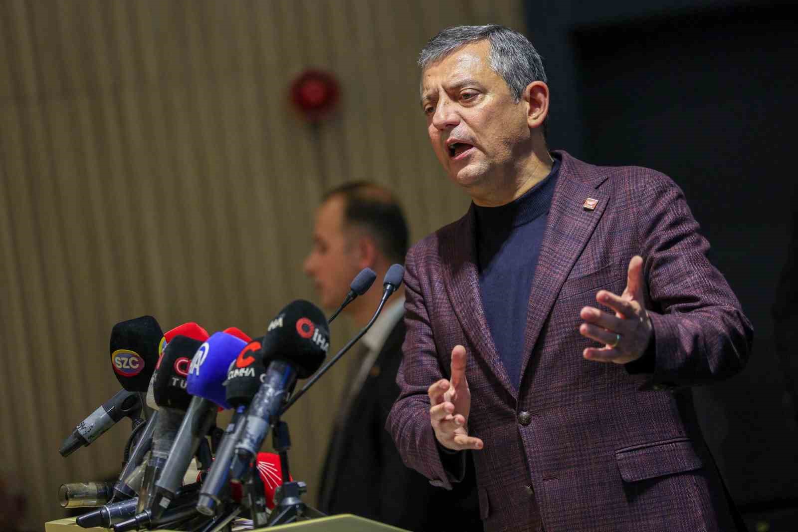 CHP Genel Başkanı Özel: "Filistin için verilen mücadeleye hem diplomatik desteği hem de insani desteği vermiş olan bir ülkeyiz"
