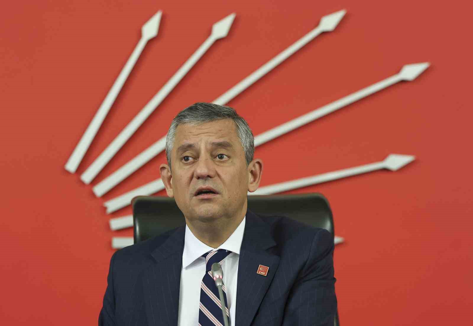 CHP Genel Başkanı Özel, il başkanları toplantısına başkanlık etti
