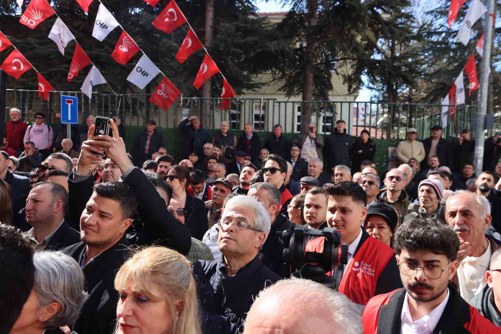 CHP Genel Başkanı Özel, İmamoğlu davası hakkında konuştu
