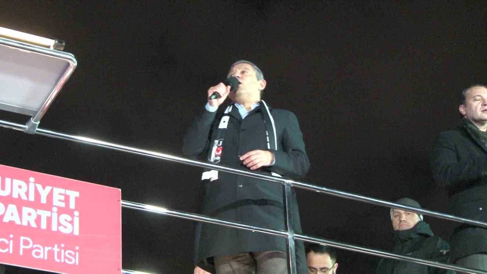 CHP Genel Başkanı Özel: "İstanbul aynı anda en çok metro inşaatının olduğu il oldu"
