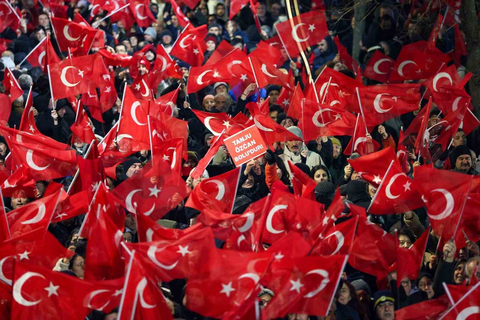 CHP Genel Başkanı Özel: "Tanju masumdur"
