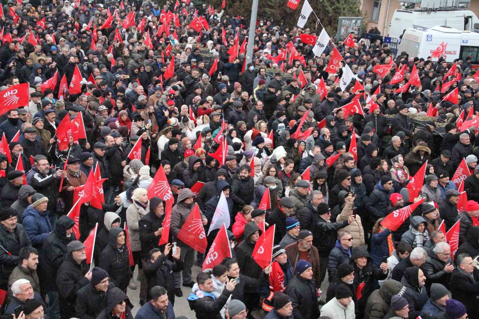 CHP Genel Başkanı Özgür Özel: "Dünyaya sesleniyorum, Trump’ın düzeni dünya düzeni olamaz"
CHP Genel Başkanı Özgür Özel: "Dünyaya sesleniyorum, Trump’ın düzeni dünya düzeni olamaz"