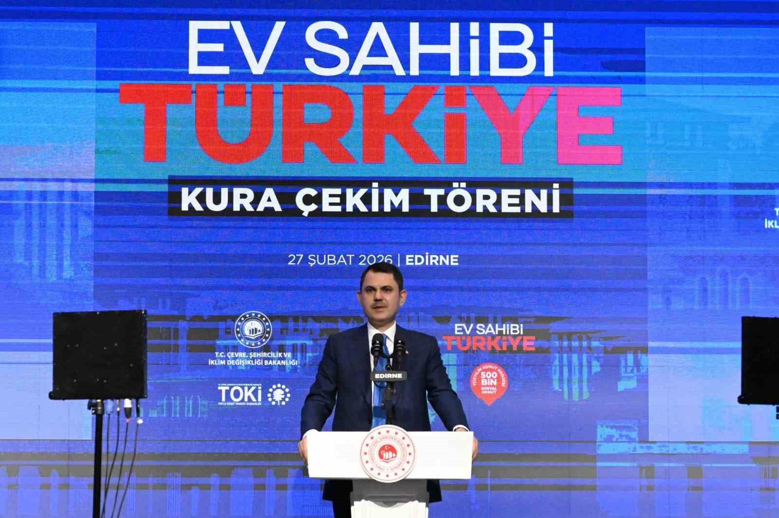 CHP’li Belediye Başkanı Gencan’dan Bakan Kurum’a teşekkür mesajı: "Minnettarız"
CHP’li Belediye Başkanı Gencan’dan Bakan Kurum’a teşekkür mesajı: "Minnettarız"