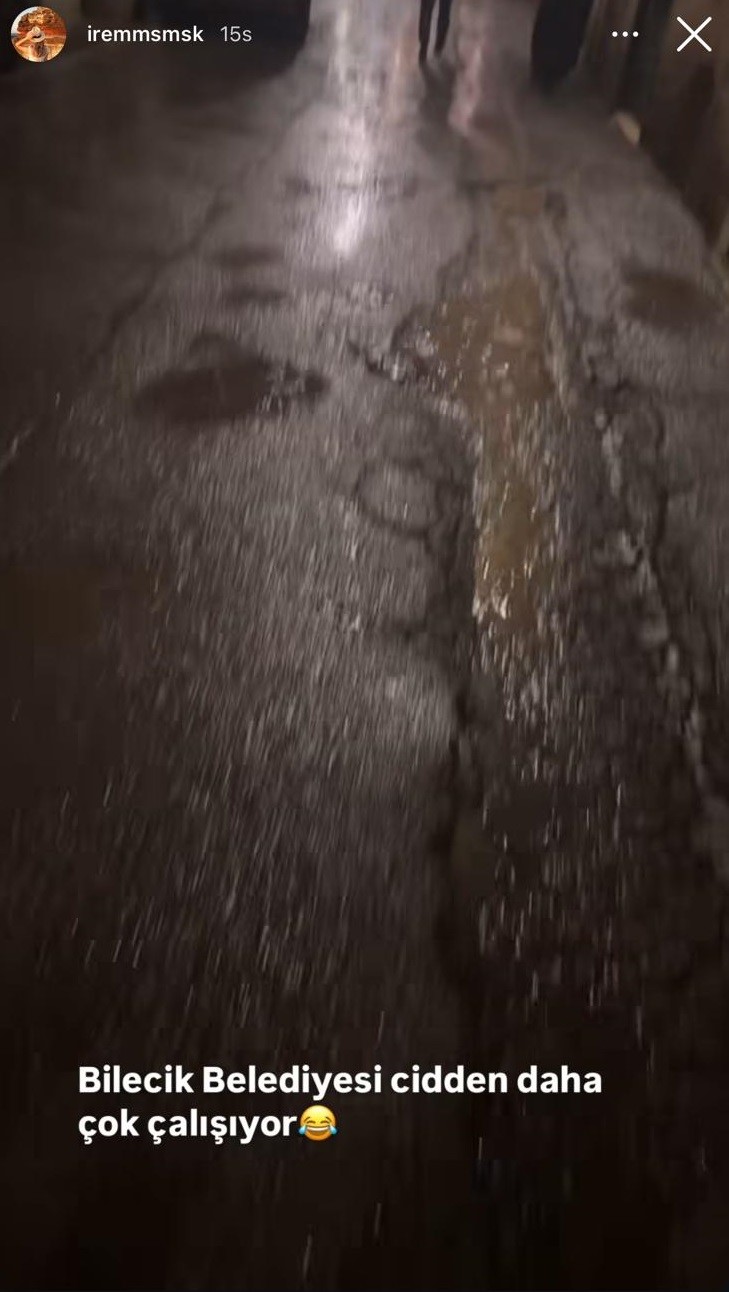 CHP’li Belediye Meclis Üyesinden manalı paylaşım
CHP’li Belediye Meclis Üyesinden manalı paylaşım