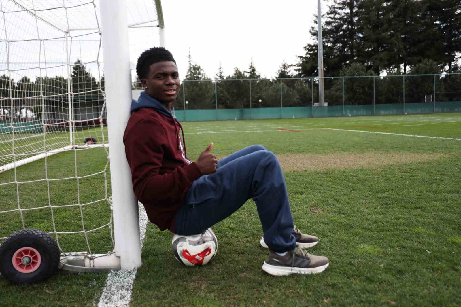 Christ Inao Oulai: "Futbolcu olmasaydım matematikçi olurdum"
