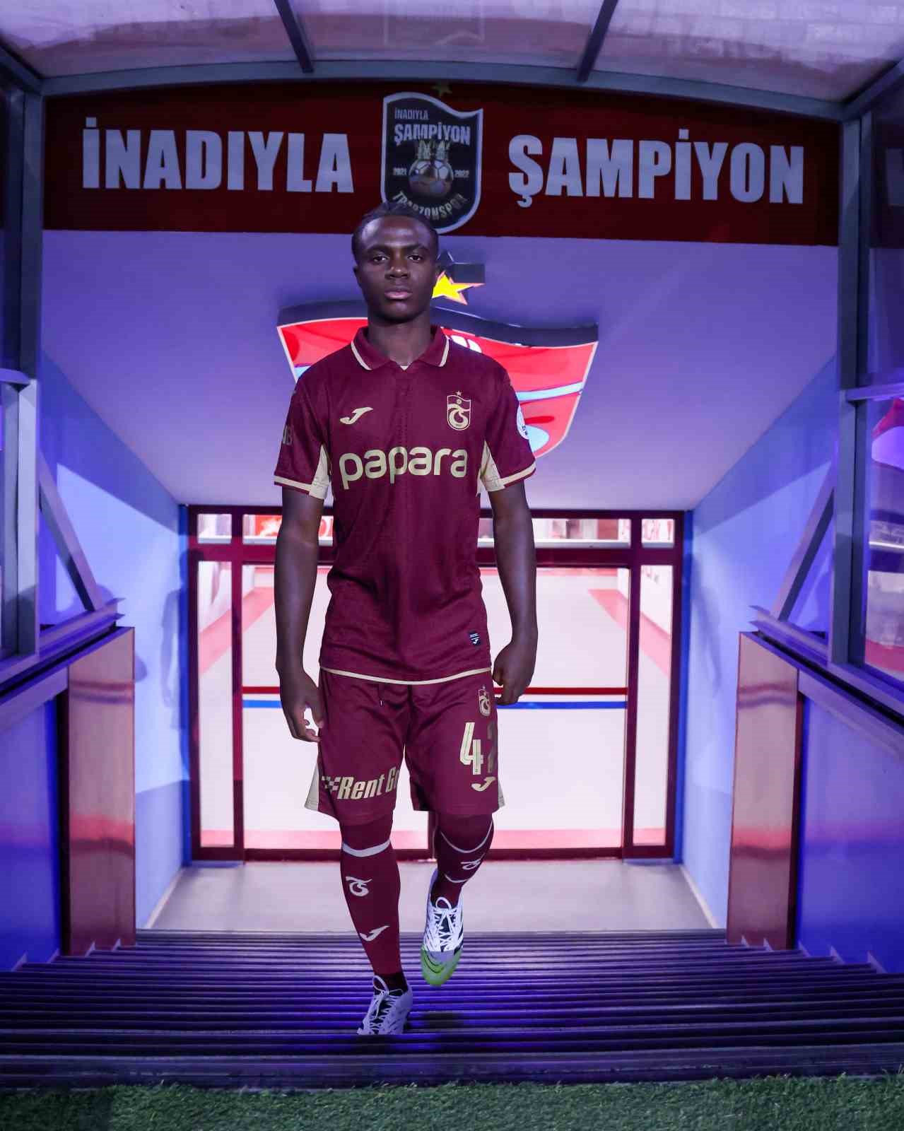 Christ Inao Oulai: "Futbolcu olmasaydım matematikçi olurdum"
