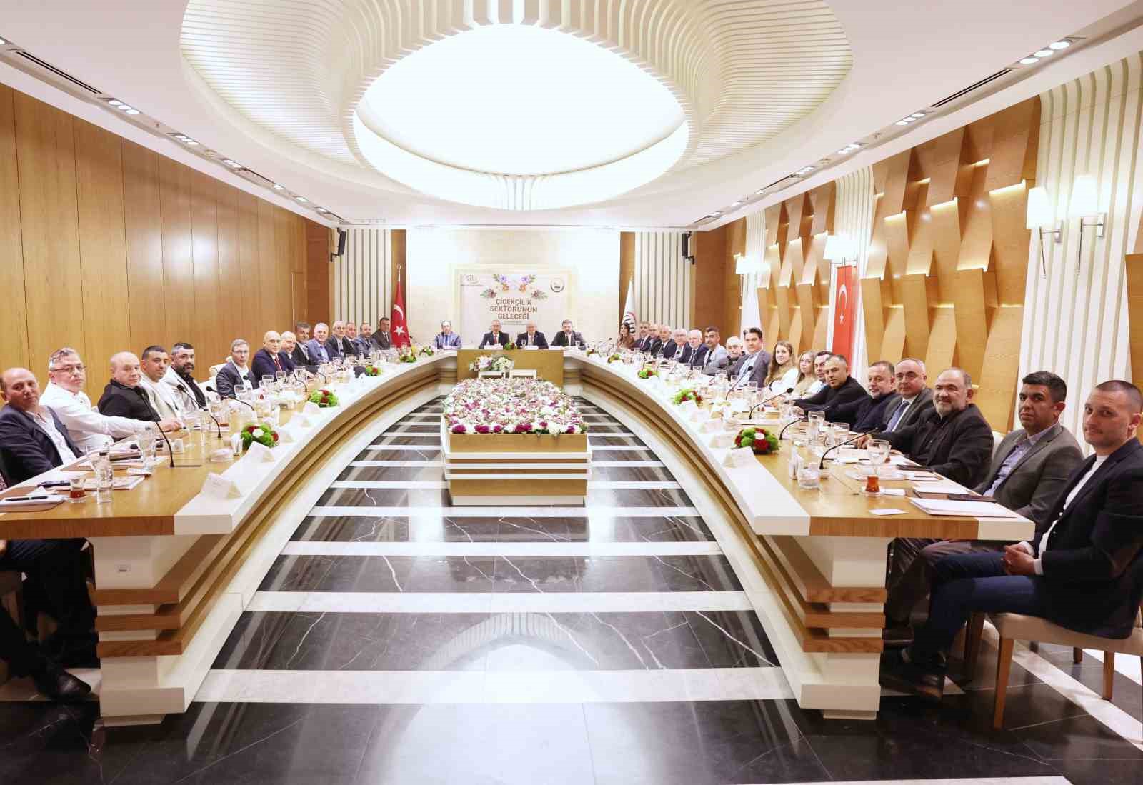 Çiçekçilik sektörünün geleceği için güç birliği: Hedef, çiçekçilik sektörünü 365 gün yaşatmak
