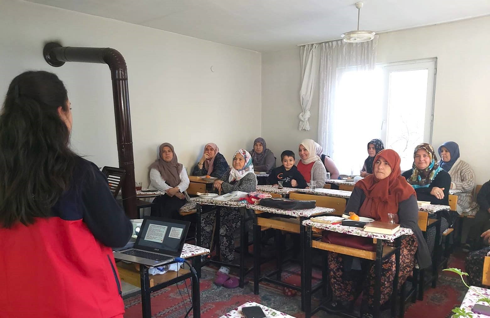 Çiftçi ve besicilere yönelik bin 662 eğitim ve bilgilendirme toplantısı yapıldı
