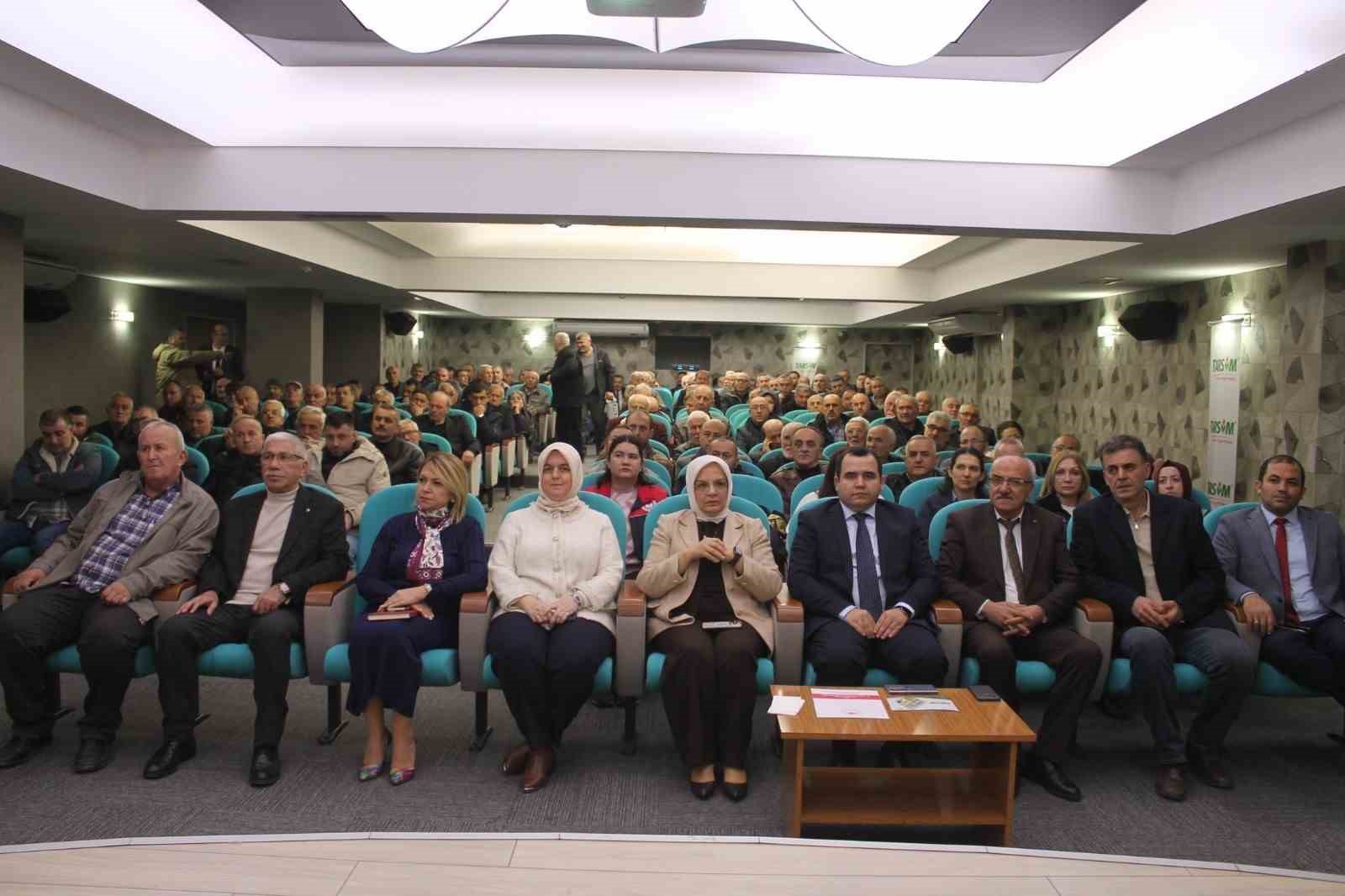 Çiftçilere tarım sigortası anlatıldı
Çiftçilere tarım sigortası anlatıldı