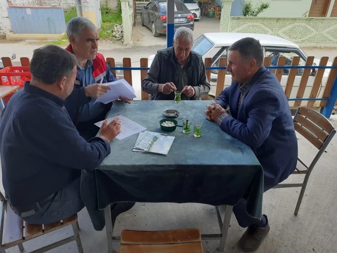 Çiftçilerin talep ve önerileri yerinde dinlendi
