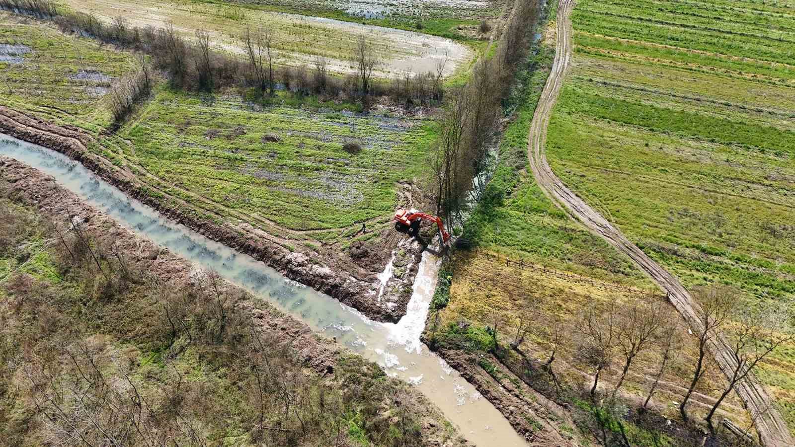 Çiftçinin yüzünü güldüren can suyu desteği
