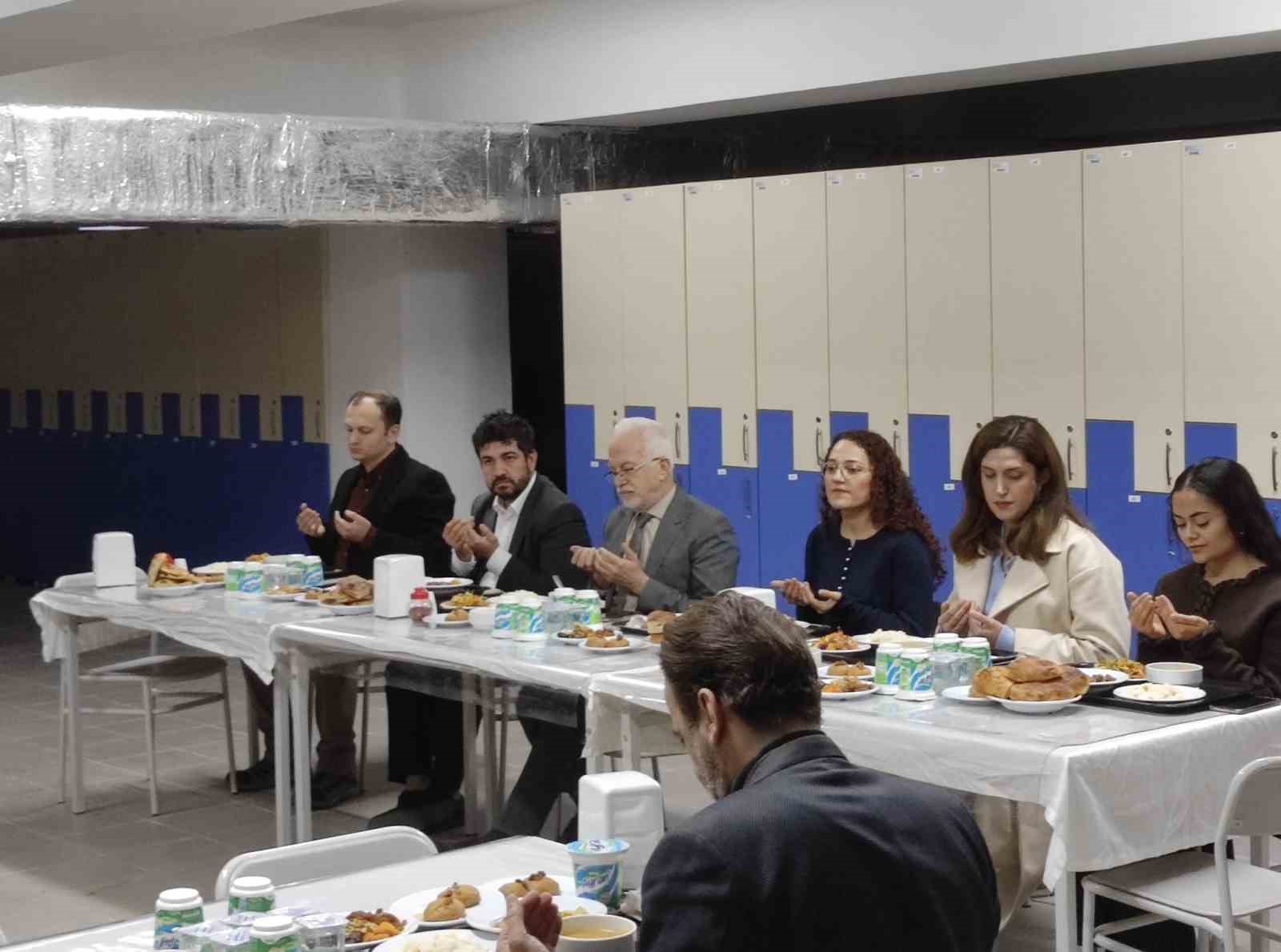 Çifteler Devlet Hastanesi’nde yürütülen çalışmalar değerlendirildi
