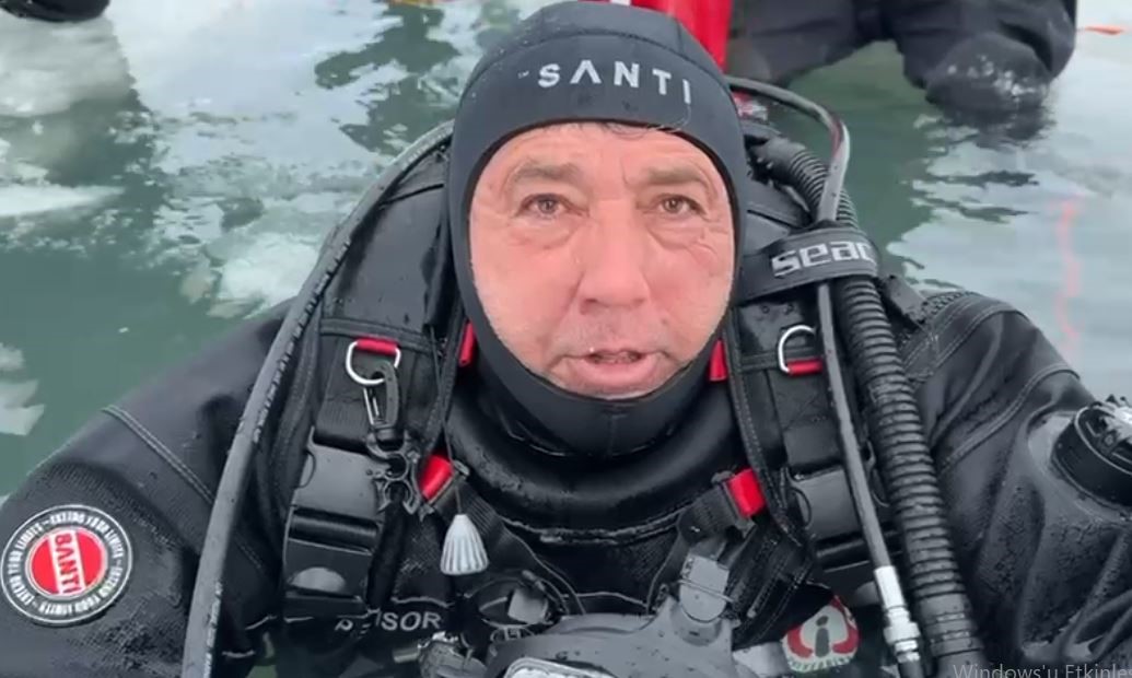 Çıldır Gölü’nde 6 Şubat depremi anısına dalış yaptılar
