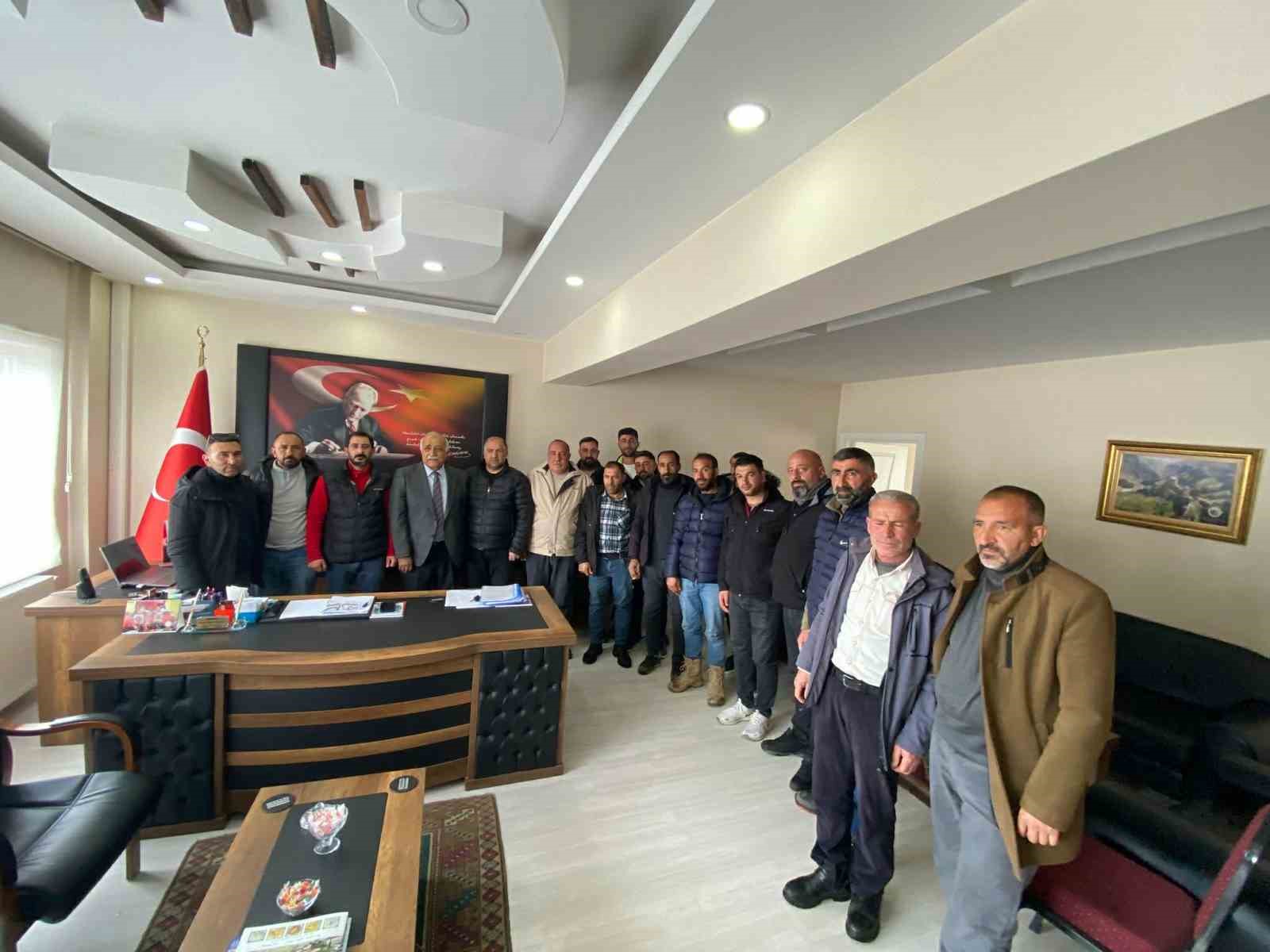 Çıldır hayvan pazarı faaliyete geçiriliyor
