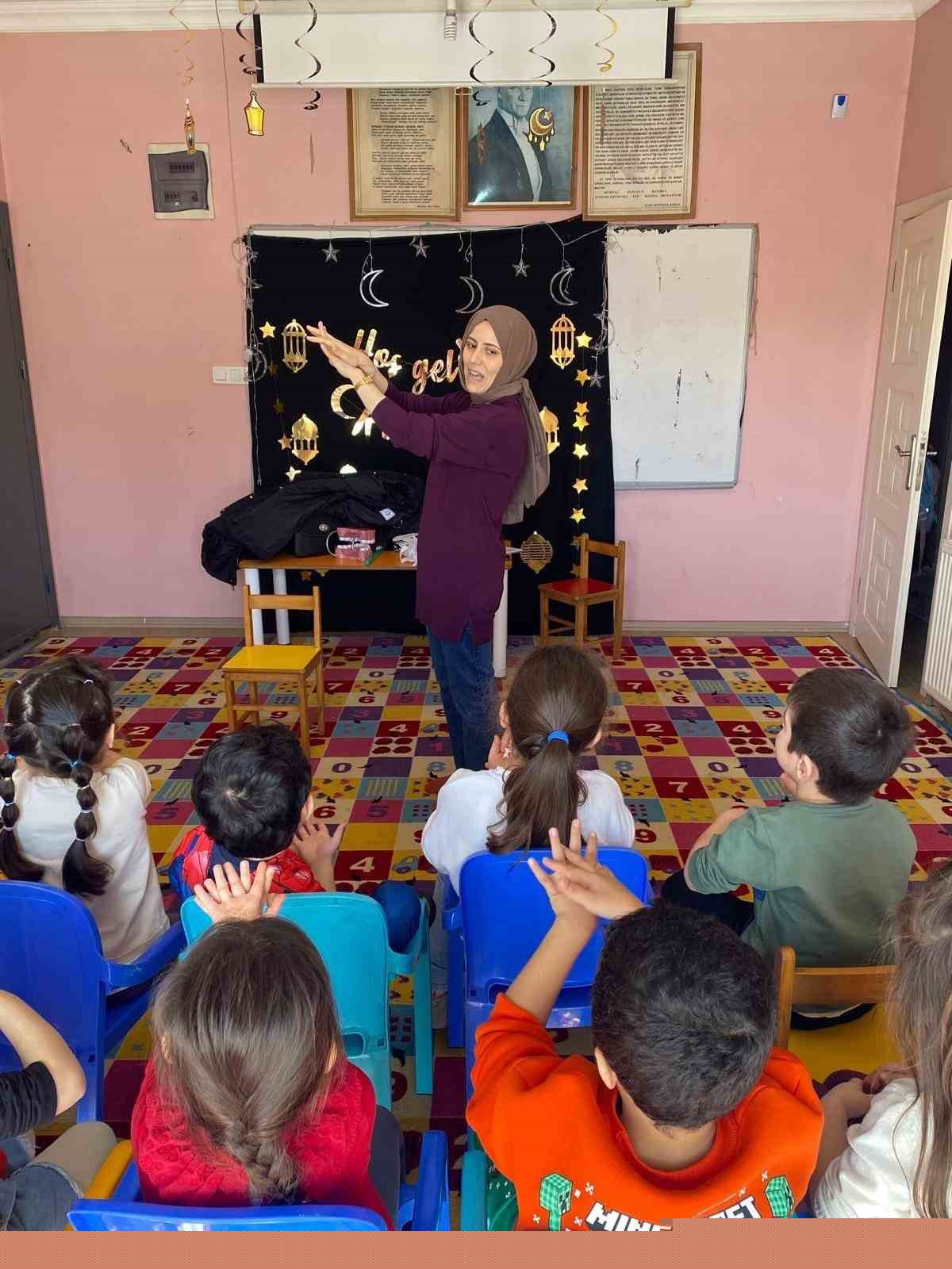 Çilimli’de miniklere ağız ve diş sağlığı eğitimi
