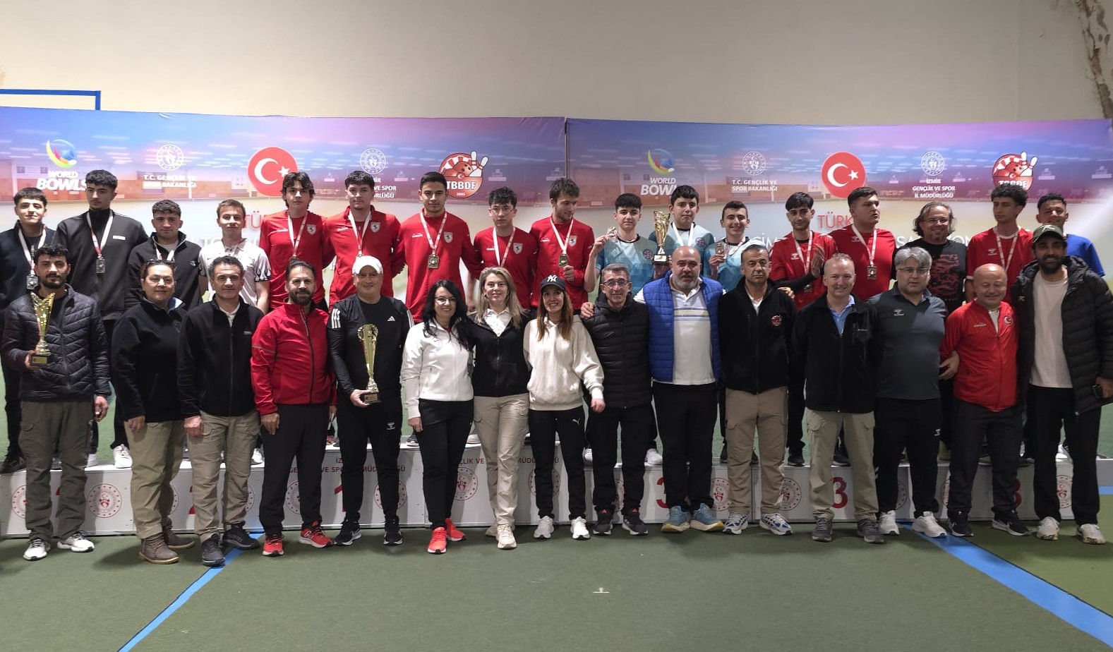 Çim topunda Samsun damgası: Bir şampiyonluk, bir ikincilik
