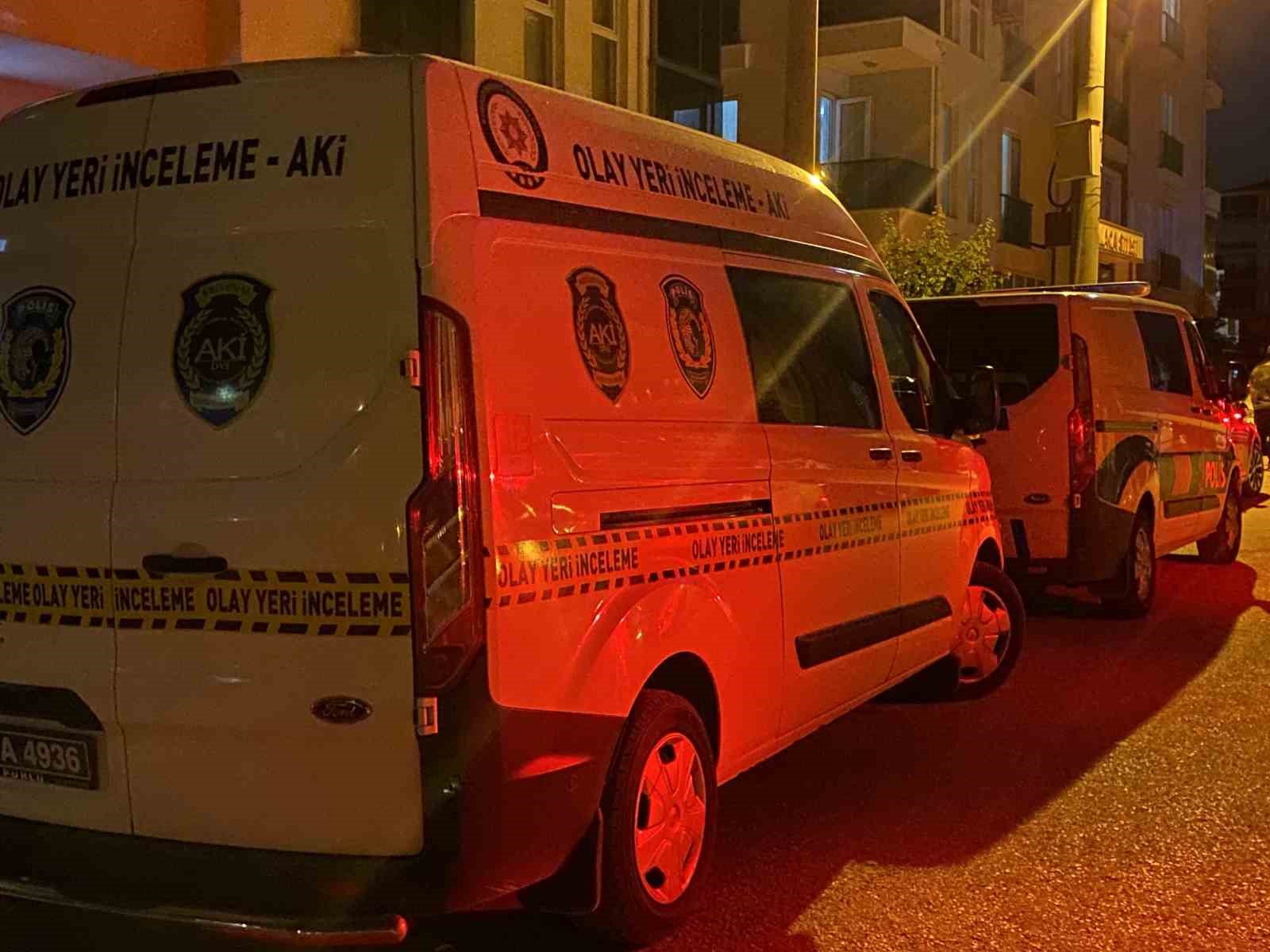 Cinayetle biten kadınların yasak aşk tartışmasında acılı baba konuştu: "Benim bir tane kızımı elimden aldılar"
Cinayetle biten kadınların yasak aşk tartışmasında acılı baba konuştu: "Benim bir tane kızımı elimden aldılar"