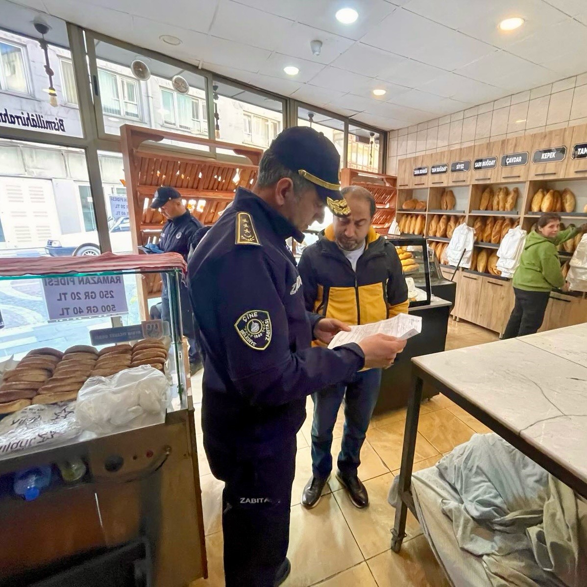 Çine’de ekmek ve pide üretimi yapan işletmeler denetlendi
