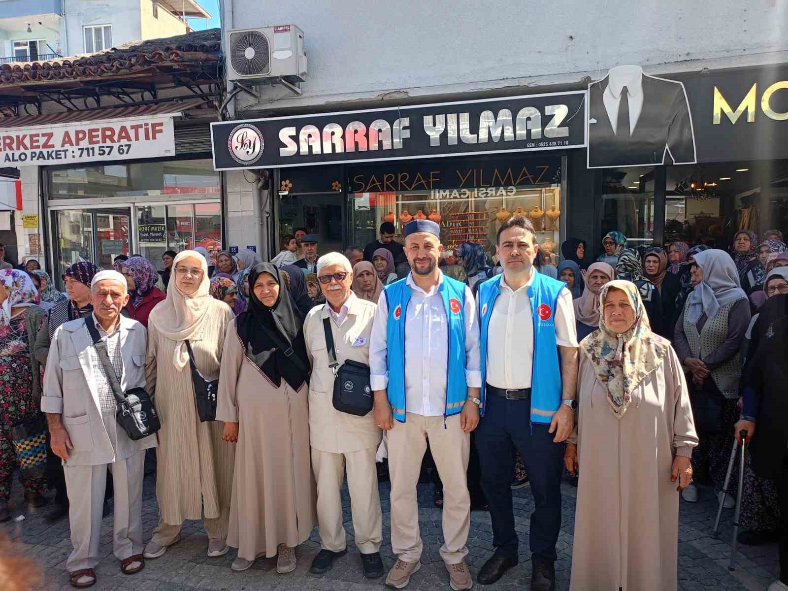 Çine’de hacı adayları dualarla uğurlandı
